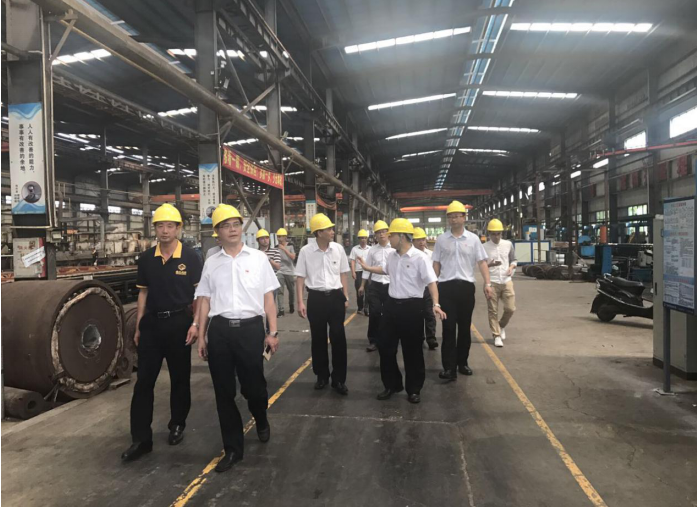 廣寧縣縣長黃靖一行蒞臨南方鋁業(yè)參觀考察