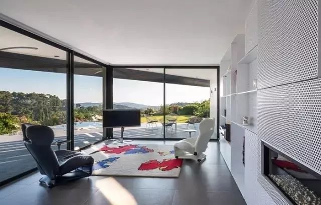 鋁加工產(chǎn)業(yè)鏈向高端化邁進 企業(yè)該如何突破前進？